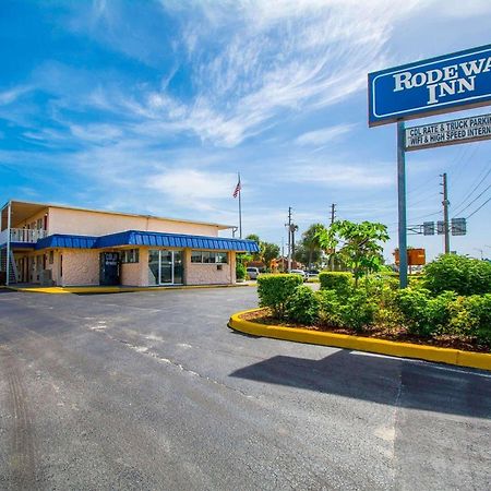 Rodeway Inn Fort Pierce I-95 Exterior photo